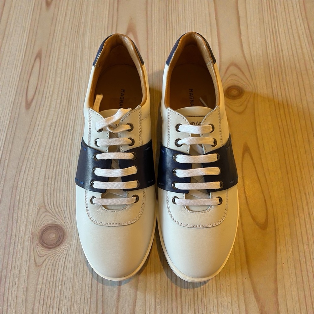 Magnani shoes, brand new,  size 9